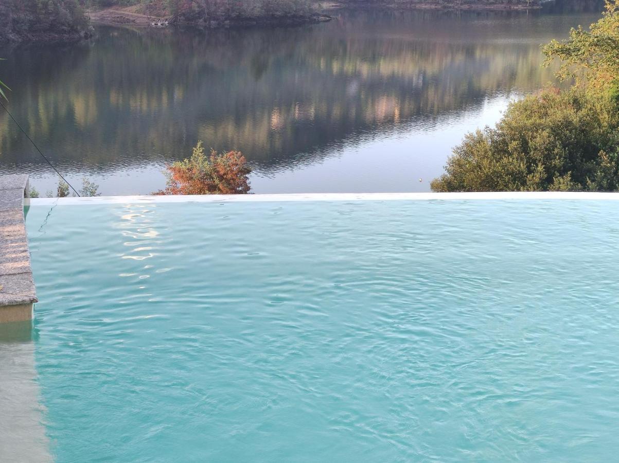 Eira House - Quinta De Fundevila Holiday home